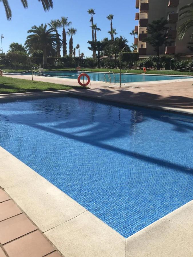 Apartamento Las Gondolas Playa Alojamientos Vistamar Альмуньєкар Екстер'єр фото