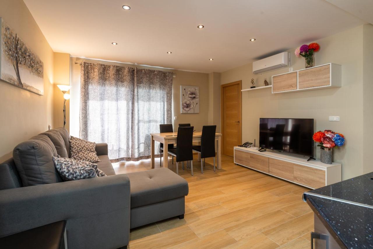 Apartamento Las Gondolas Playa Alojamientos Vistamar Альмуньєкар Екстер'єр фото